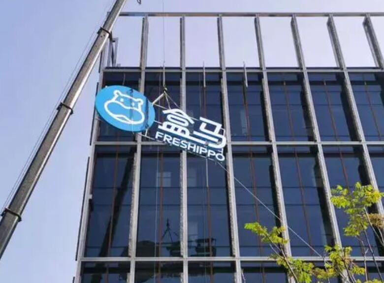 高空廣告牌安裝圖片+廠家實例分享